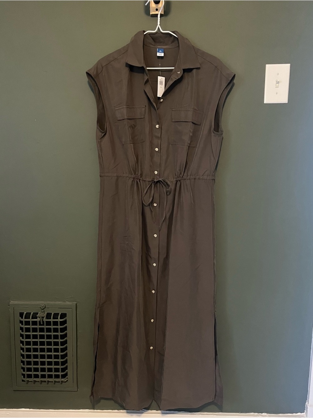 NWT Old Navy Sleeveless Button-Front Maxi Dress Olive Green Drawstring 4 Tall